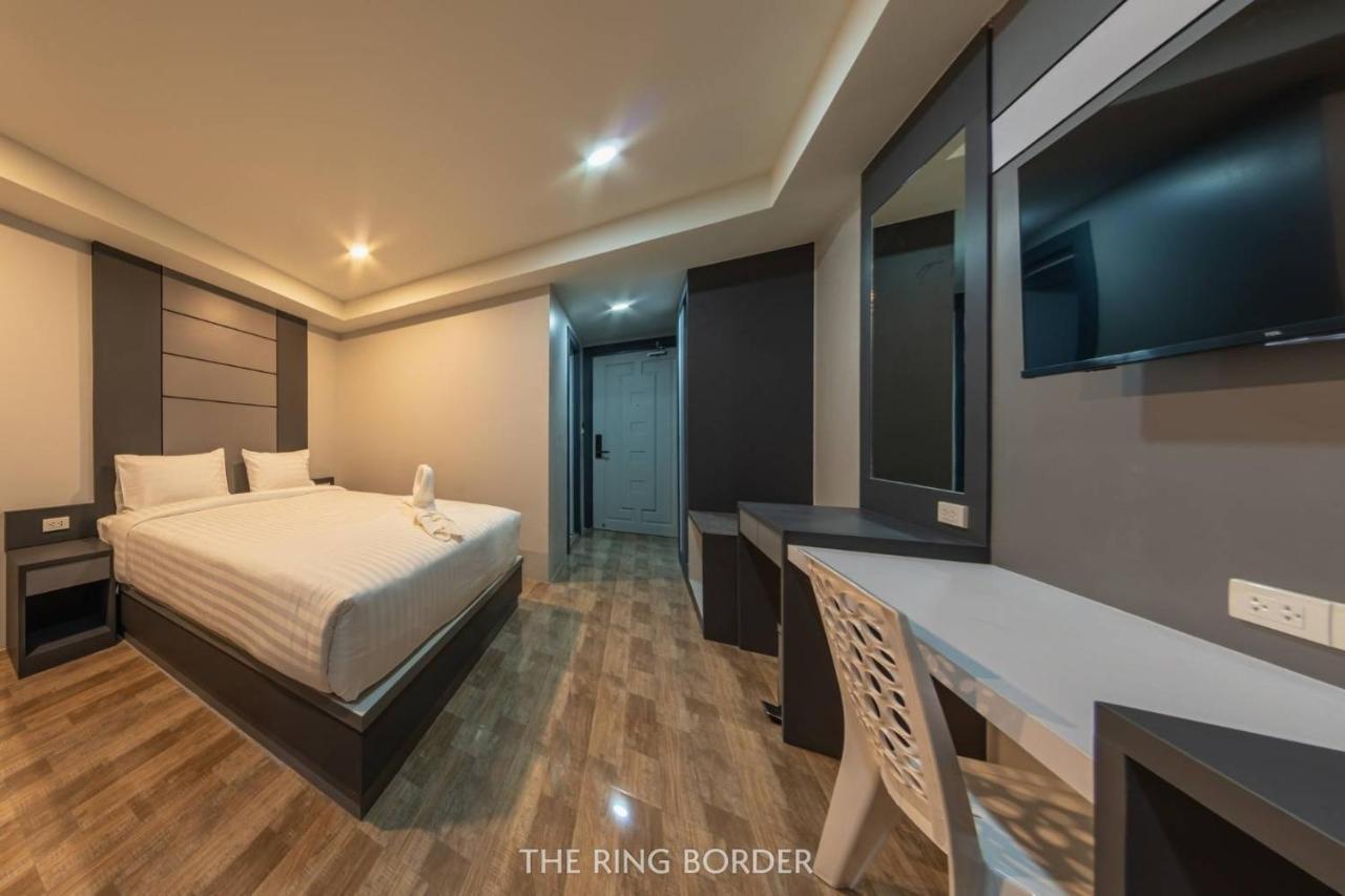 The Ring Border Hotel Ban Khlong Phruan Exterior foto